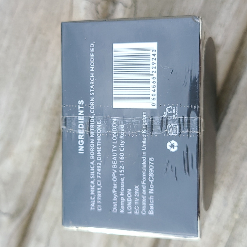 Translucent Setting Powder by OPV Beauty London - Picture 2 of 2
